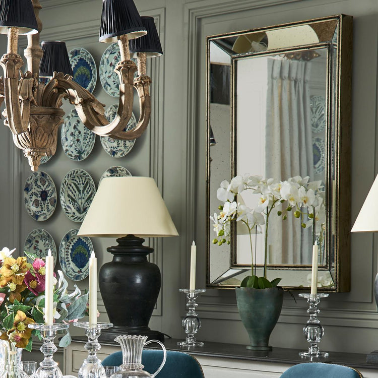 Antoine Mirror