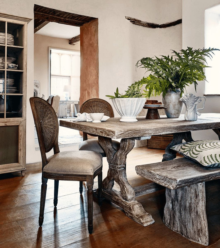 Conisbrough Dining Table