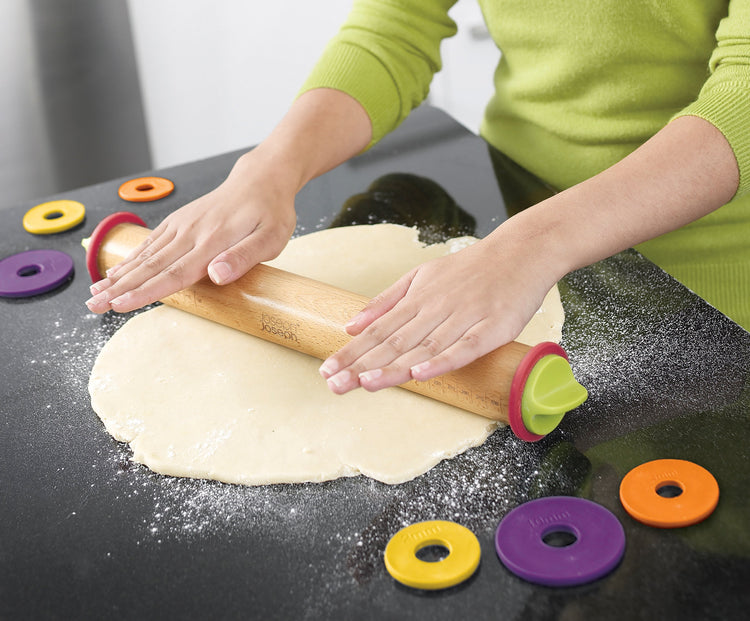 Rouleau à pâtisserie réglable