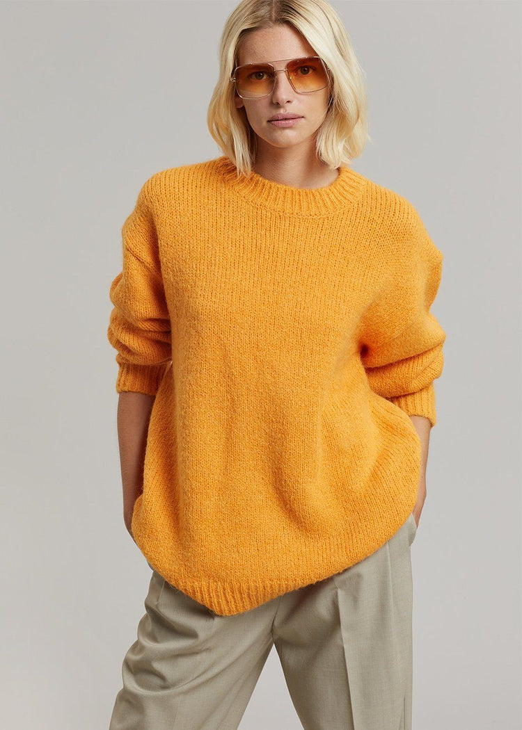Talvi Sweater - Tangerine Sweater Love Moment