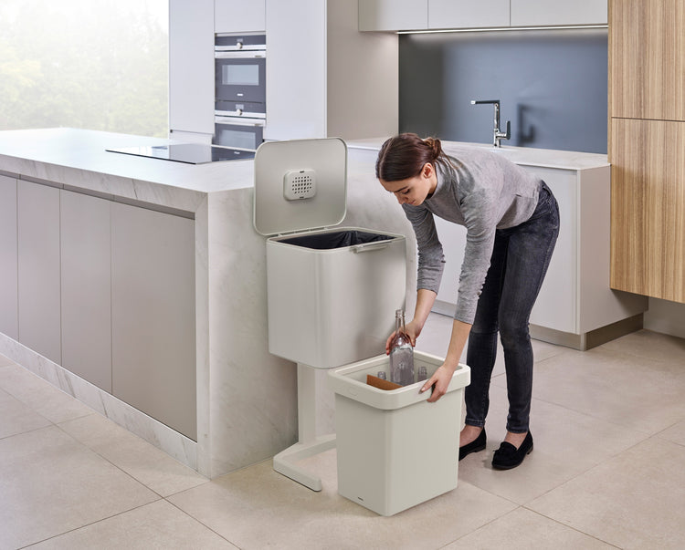 Poubelle à déchets et recyclage Totem Pop 60 L