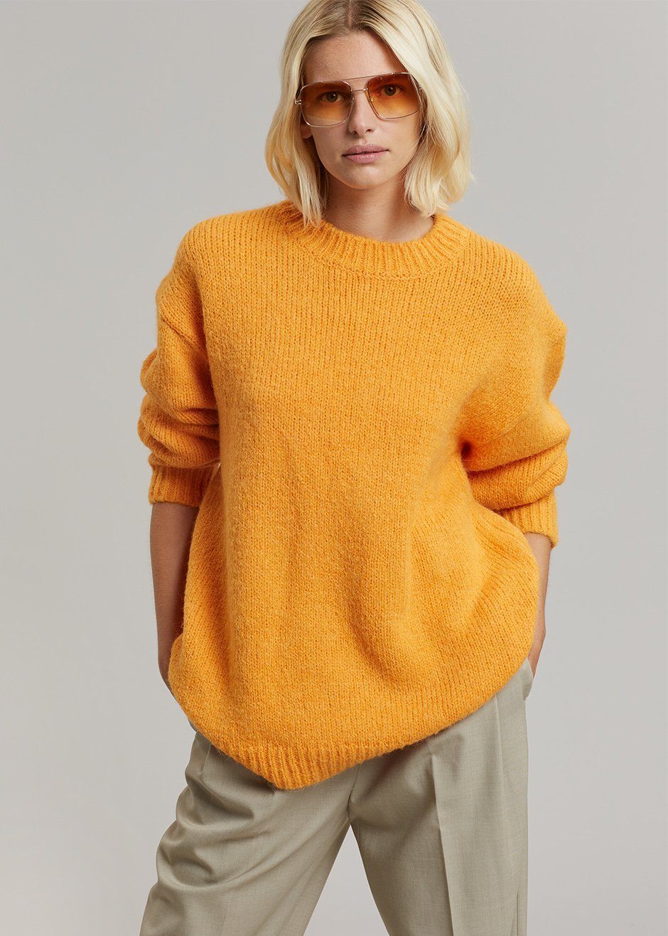Talvi Sweater - Tangerine Sweater Love Moment