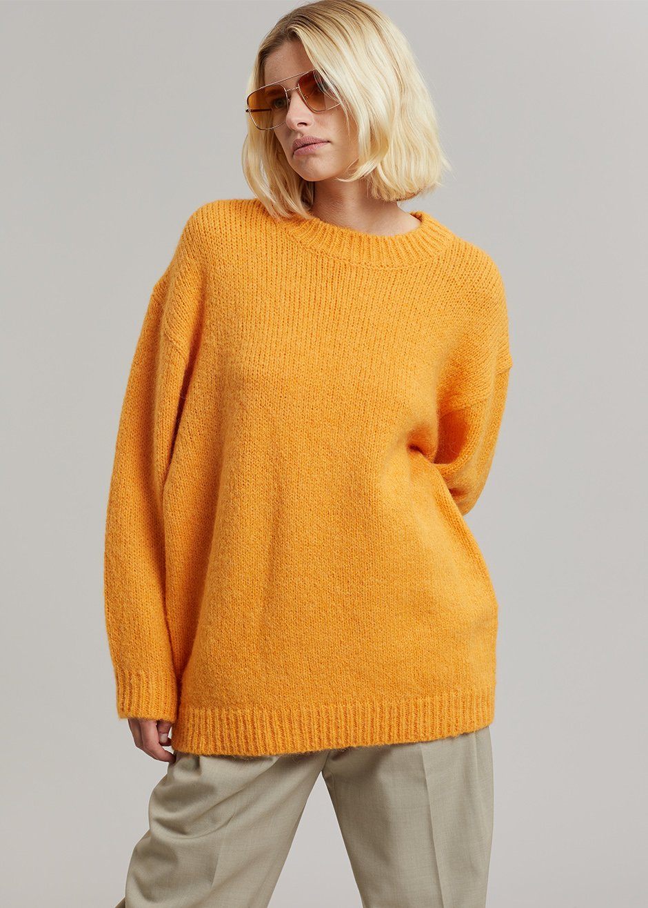 Talvi Sweater - Tangerine Sweater Love Moment